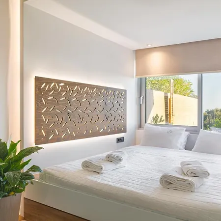 New Stylish Sea View Complex Domus Elia With Private Pool, 4km From Nearest Villa *