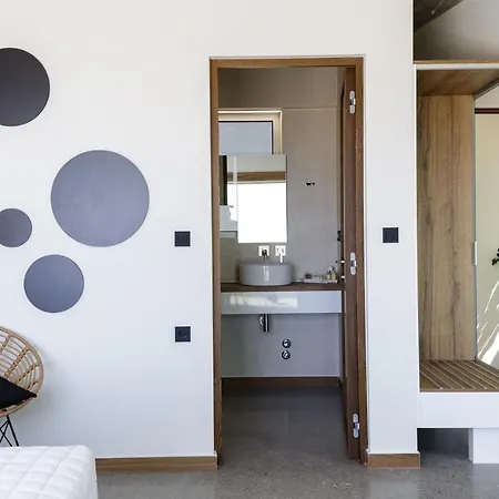 New Stylish Sea View Complex Domus Elia With Private Pool, 4km From Nearest Villa *